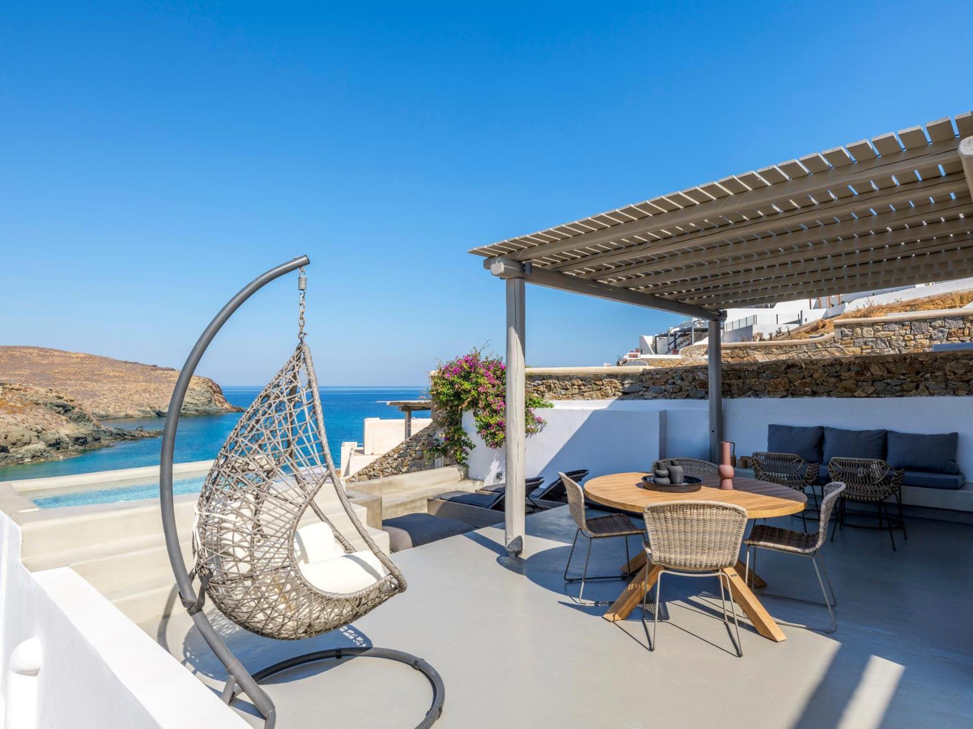 The Mykonist Merchia Beach Villas & Suites Экстерьер фото