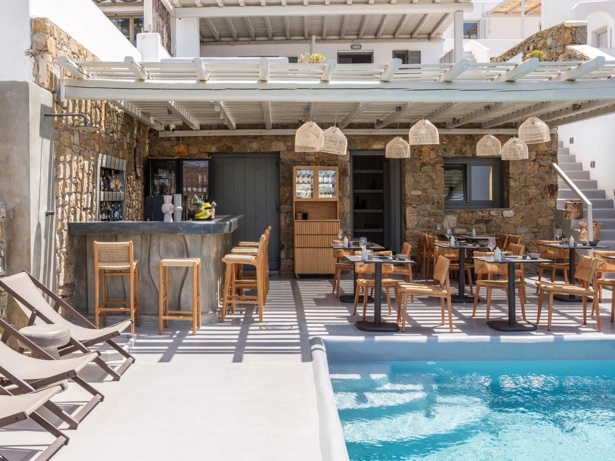 The Mykonist Merchia Beach Villas & Suites Экстерьер фото