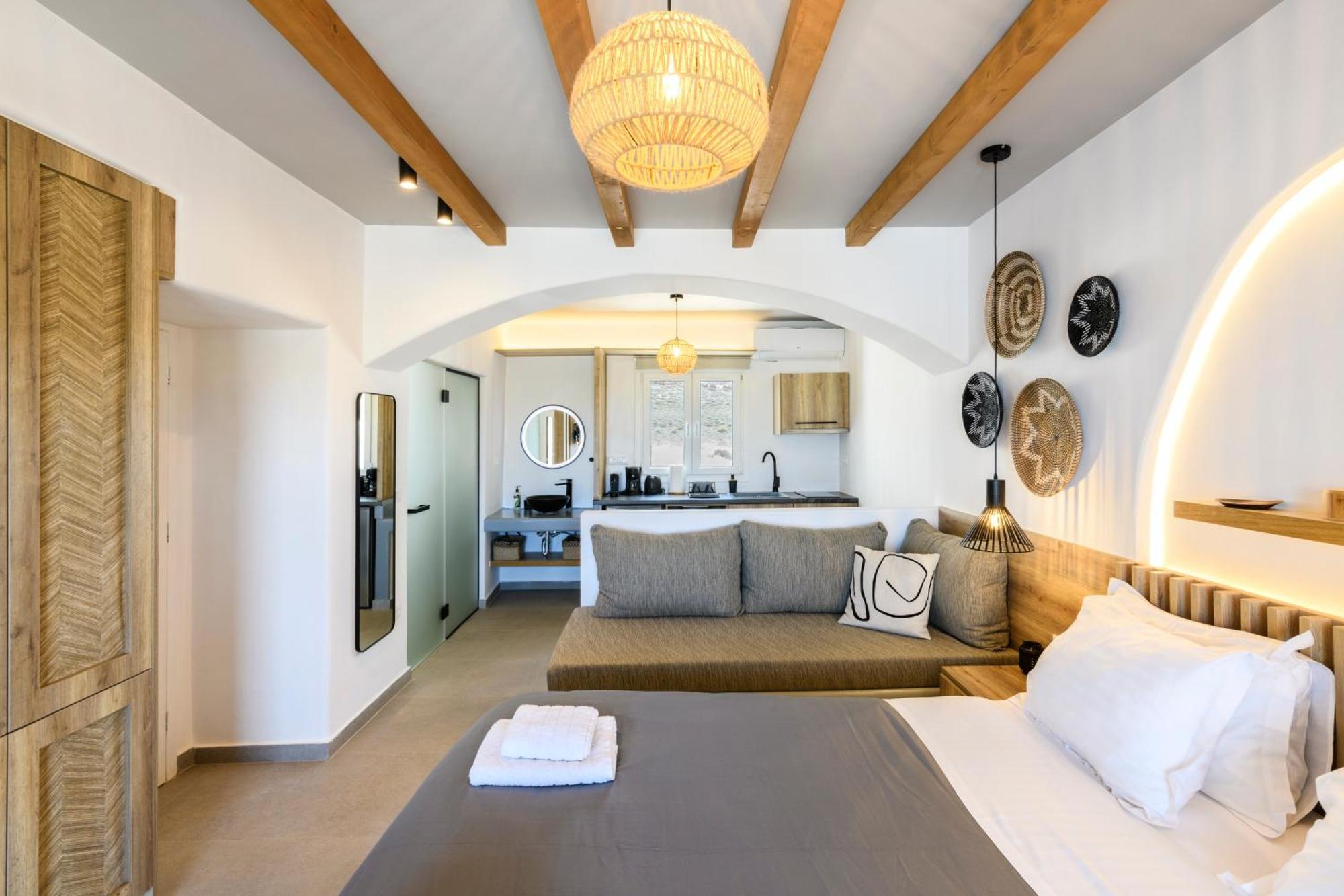 The Mykonist Merchia Beach Villas & Suites Экстерьер фото