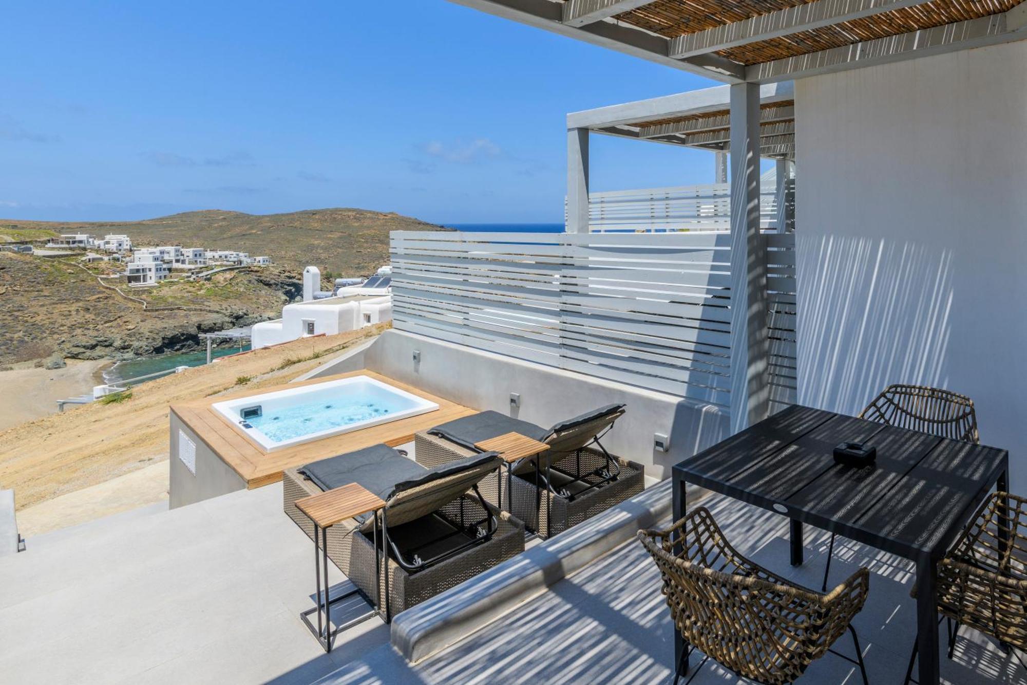 The Mykonist Merchia Beach Villas & Suites Экстерьер фото